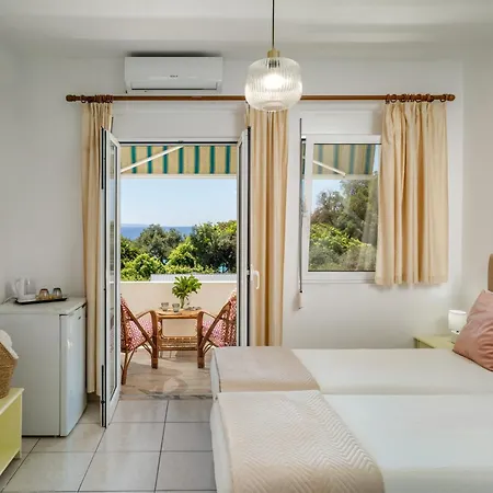 Theros Blu Guest house 2*