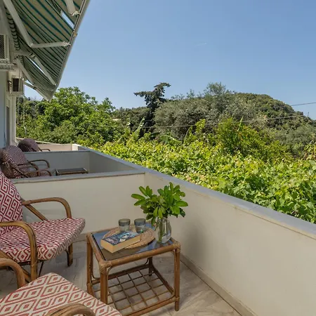 Guest house Theros Blu