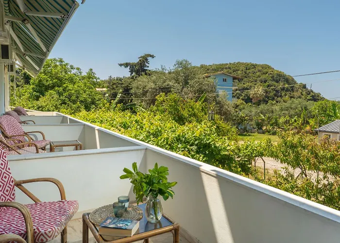 Theros Blu 4* Sarakiniko (Epirus)